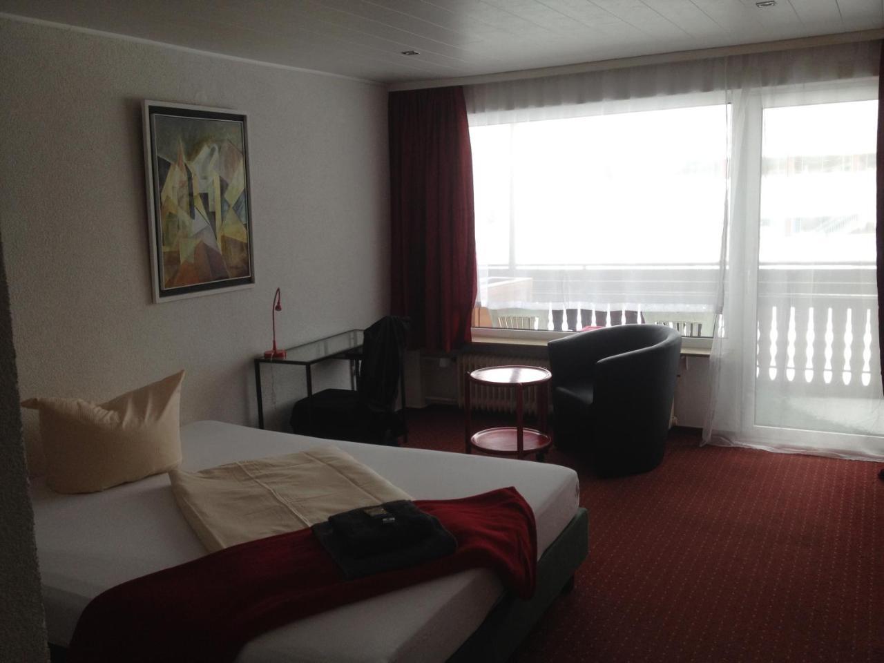 Hotel Saarland Lebach Exterior photo